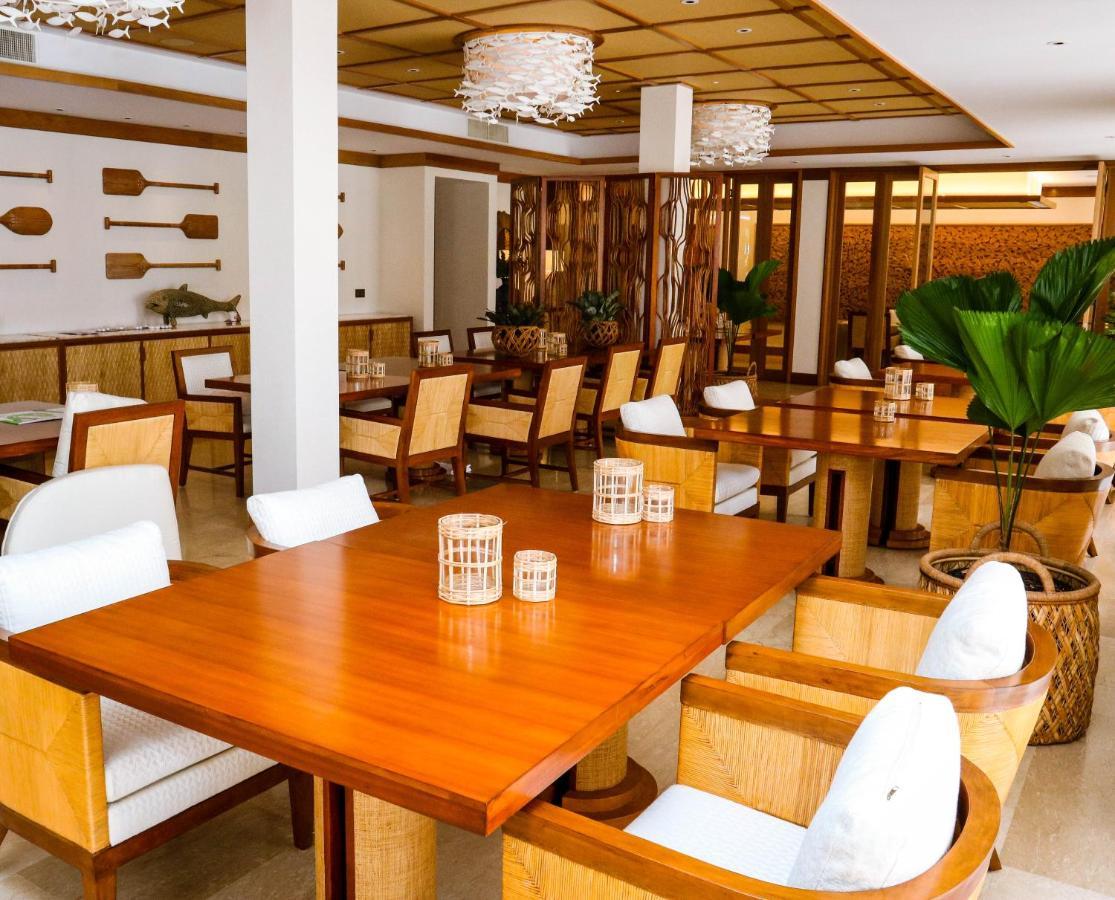 L'Escale Resort Marina & Spa - Small Luxury Hotels Of The World Victoria Extérieur photo