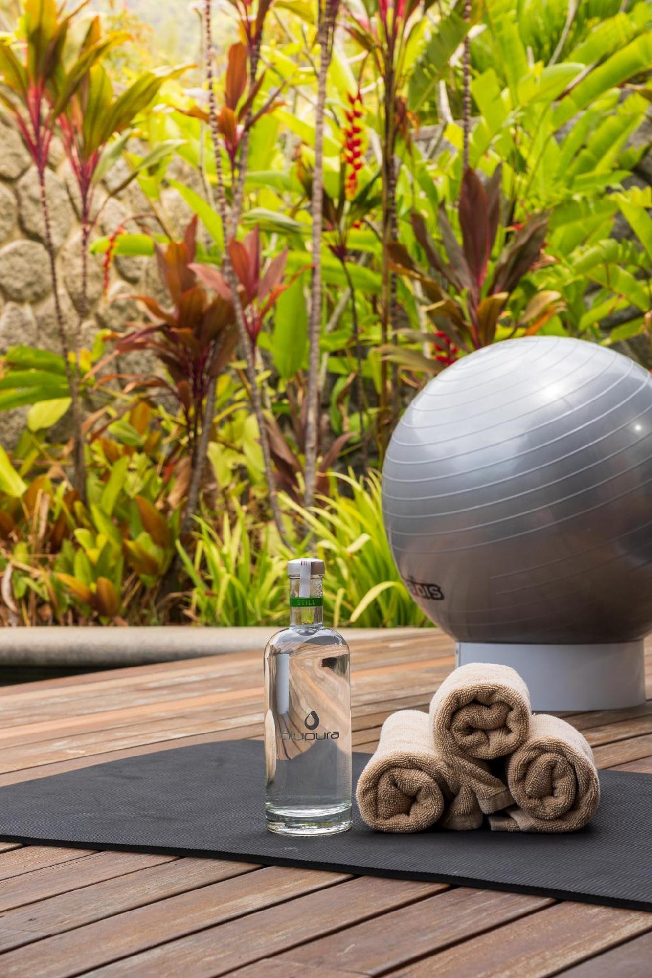 L'Escale Resort Marina & Spa - Small Luxury Hotels Of The World Victoria Extérieur photo